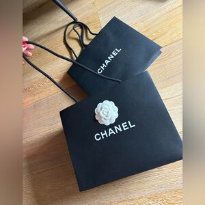 Chanel shopping bag Black Tote with White Camellia
